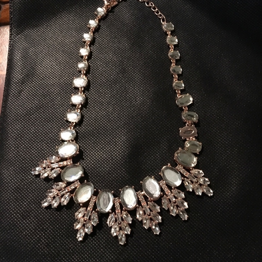 Glitzy Rhinestone Encrusted Statement Necklace - image 5